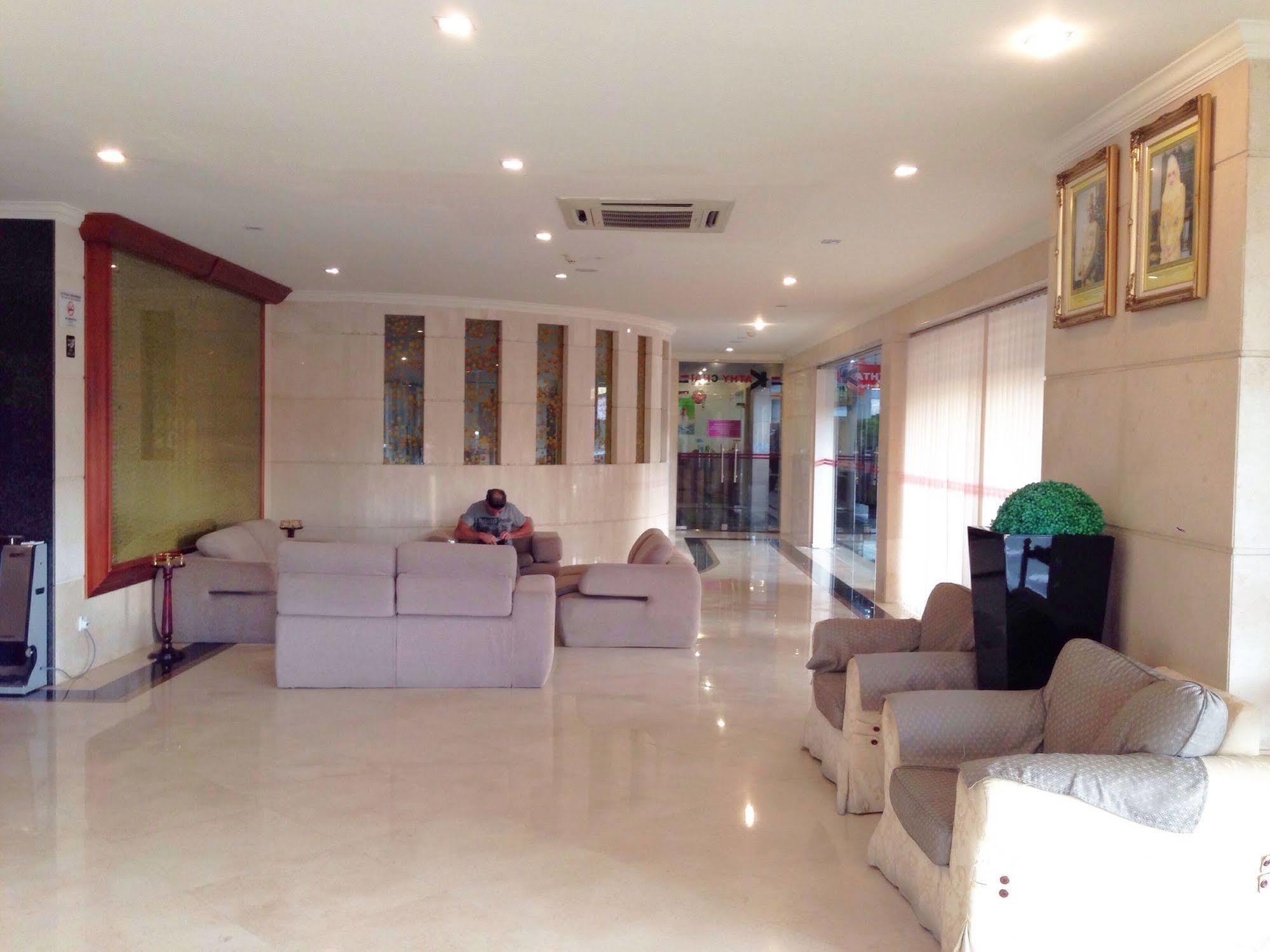 Palm Garden Hotel Brunei Bandar Seri Begawan Extérieur photo